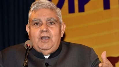 'മഹാഭാരതത്തിൽ അർജുനൻ്റെ അമ്പ് ആണവായുധമായിരുന്നു': പശ്ചിമ ബംഗാൾ ഗവർണർ