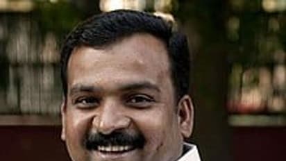 ஸ்டாலின் முதல்வர் ஆகக்கூடாதுன்னு திமுகவே வேலை செய்யுது...!! பகீர் கிளப்பிய காங்கிரஸ் எம்.பி...!!