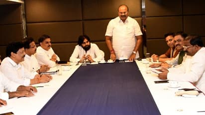 జగన్ కు గుబులు, చంద్రబాబుకు షాక్: బిజెపితో పవన్ కల్యాణ్ పొత్తు