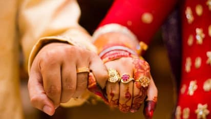 വിവാഹത്തിന് മണിക്കൂറുകൾക്ക് മുമ്പ് വധു യുവാവിനൊപ്പം പോയി; ഒപ്പം ഇരുപത് പവനും