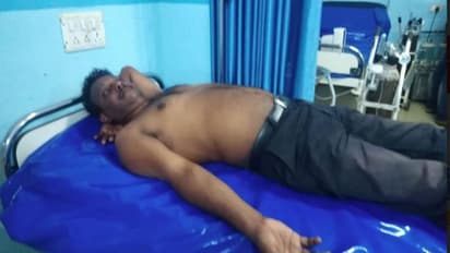 മാധ്യമ പ്രവർത്തകനെ രണ്ടംഗ സംഘം വീട്ടില് കയറി കമ്പിവടികൊണ്ട് അടിച്ചു; തലയ്ക്ക് പരിക്ക്