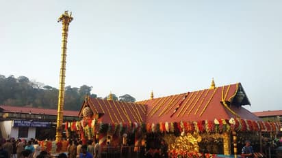 ಶಬರಿಮಲೆಗೆ ಬರದಂತೆ ಸೂಚನೆ : ಶಾಲೆ, ಕಾಲೇಜು ಬಂದ್