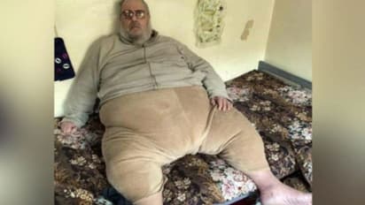 250ಕೆಜಿ ತೂಕದ ಐಸಿಸ್ ಉಗ್ರನನ್ನು ಎತ್ತುವಲ್ಲಿ ಸುಸ್ತಾದ ಪೊಲೀಸರು!