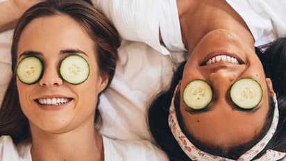 കണ്ണിനു ചുറ്റുമുള്ള കറുപ്പകറ്റാൻ ഇതാ ചില ഈസി ടിപ്സ്