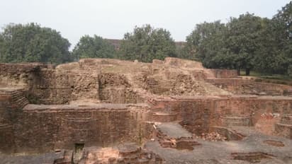 ক্রমশই বিলুপ্তির পথে রাজা বল্লাল সেনের প্রাসাদ, গৌড় জুড়ে এখন শুধুই ভগ্নস্তূপ