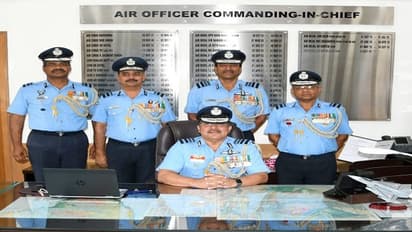 ಬೀದರ್‌ಗೆ ಏರ್‌ ಮಾರ್ಷಲ್‌ ಬುಟೋಲಾ ಭೇಟಿ: ಪ್ರಶಿಕ್ಷಣಾರ್ಥಿಗಳೊಂದಿಗೆ ಸಂವಾದ