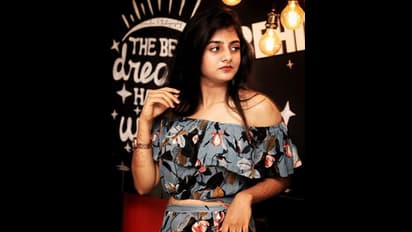 7c சீரியல் குழந்தை நட்சத்திரம் கேப்ரில்லவா இது? ஆள் அடையாளம் தெரியாத அளவிற்கு மாறி... ஹீரோயின் போல் போஸ் கொடுத்த லேட்டஸ்ட் கிளிக்ஸ்!