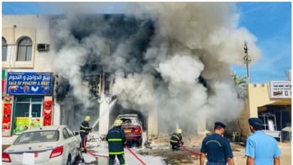 ഒമാനില് വ്യാപാര കേന്ദ്രത്തില് തീപിടുത്തം