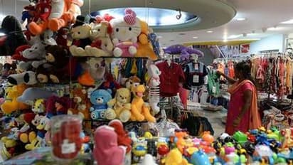 Illegal Toy sale : ഗുണനിലവാരമില്ലാത്ത കളിപ്പാട്ട വില്‍പന; കൊച്ചിയില്‍ റെയ്ഡ്