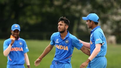 42 റണ്സിന് എറിഞ്ഞിട്ടു, അഞ്ചോവറില് അടിച്ചെടുത്തു; ജപ്പാനെ നാണംകെടുത്തി ഇന്ത്യ