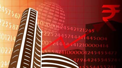 స్టాక్స్ను మెప్పించని నిర్మలమ్మ.. రూ.3.46 లక్షల కోట్లు ఆవిరి