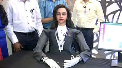 ಗಗನಕ್ಕೆ ಹೊರಟಳು ವ್ಯೋಮಮಿತ್ರ: ಬಾಹ್ಯಾಕಾಶ ಗೆಲ್ಲಲು ಇಸ್ರೋ ಸಜ್ಜು!