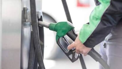 ദില്ലിയില് പെട്രോള് ഡീസല് വില കുത്തനെക്കൂട്ടി
