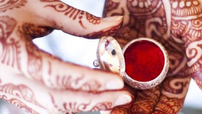 സിന്ദൂരം അണിയുന്നവര് കരുതിയിരിക്കുക; പഠനം പറയുന്നത് ഇങ്ങനെ