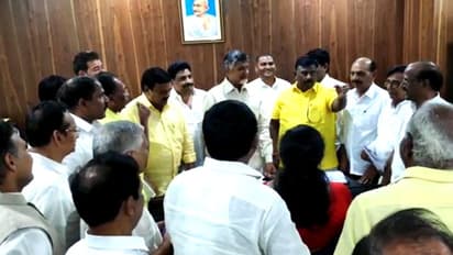 అచ్చెన్న, జెసి, యనమల, అయ్యన్న...వారి లిస్ట్ లో మొత్తం 33మంది: చంద్రబాబు