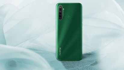 ১০ হাজার টাকার নিচে স্মার্টফোন চাইছেন, এক নজরে ব্র্যান্ডের তালিকায়