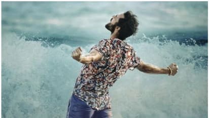 തെലുങ്കില്‍ നിന്ന് പുതിയൊരു താരോദയം, ഉപ്പേനയുടെ ഫസ്റ്റ് ലുക്ക്