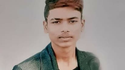 কিশোরের রহস্যমৃত্যু, হোটেলের ঘরে মিলল পচাগলা দেহ