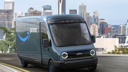 ഓര്‍ഡര്‍ ഡെലിവറിക്ക് വണ്ടി വേണം; വമ്പന്‍ ഓര്‍ഡര്‍ നല്‍കി ആമസോണ്‍!