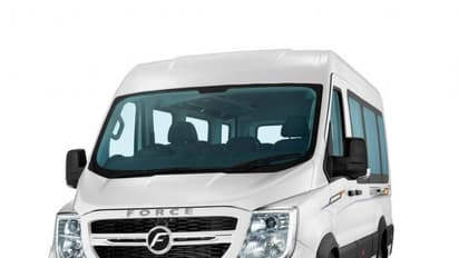 മൊബൈല്‍ ക്ലിനിക്കുകളുമായി ഗ്രാമാന്തരങ്ങള്‍ സഞ്ചരിച്ച് ട്രാവലര്‍ കമ്പനി