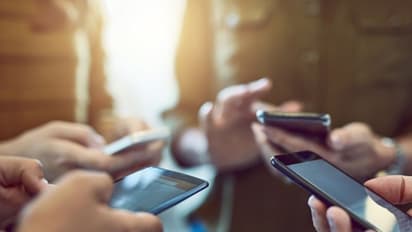 সোশ্যাল মিডিয়ায় জনপ্রিয়তার মাশুল, পরকীয়া সন্দেহে স্ত্রীকে 'খুন' স্বামীর