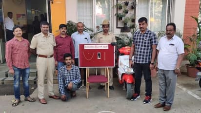 ಡಿಯೋ ಬೈಕಿನ ಮೇಲೆ ಬರುವ ಜಯನಗರದ ಸರಗಳ್ಳ, ಚಾಲಾಕಿ ಮಳ್ಳ