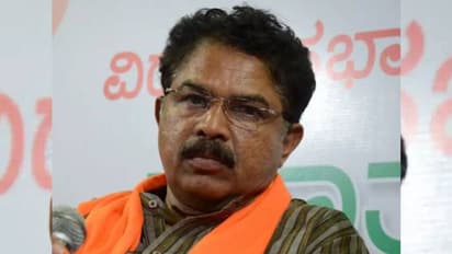 2 ಸಾವಿರ ಬೆಡ್ ಇವೆ ಎಂದ ಸಚಿವ ಅಶೋಕ್: ಹಾಗಾದ್ರೆ ಆಸ್ಪತ್ರೆಯವರೇ ಸುಳ್ಳು ಹೇಳಿದ್ರಾ..?