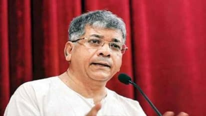 CAA पर महाराष्ट्र बंद; भारी पुलिस बल तैनात होने के बावजूद बसों पर पथराव