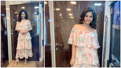 ஆளே அடையாளம் தெரியாமல் மாறி போன நடிகை அஞ்சலி...! கண்டுபிடிக்க முடியாமல் திணறும் ரசிகர்கள்...!