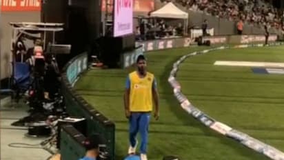 അങ്ങ് ന്യൂസിലന്ഡിലുമുണ്ട് സഞ്ജുവിന് പിടി; സഞ്ജുവിനായി ആര്ത്തുവിളിച്ച് ഓക്ലന്ഡിലും മലയാളി ആരാധകര്