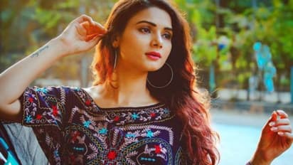 പ്രമുഖ ഹിന്ദി സീരിയല് നടി ജീവനൊടുക്കി