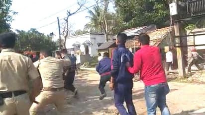 বিজেপি-তৃণমূল সংঘর্ষে উত্তপ্ত হালিশহর, লাঠিচার্জে নামল পুলিশ