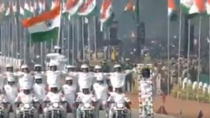 ಗಮನ ಸೆಳೆದ CRPF ವುಮೆನ್ ಡೇರ್‌ಡೆವಿಲ್ಸ್ ಸಾಹಸ ಪ್ರದರ್ಶನ!