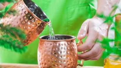 Copper water: காப்பர் தண்ணீரில் இவ்வளவு மருத்துவ நன்மைகளா..? ஆயுர்வேதம் சொல்லும் 5 சிறந்த பயன்கள்..