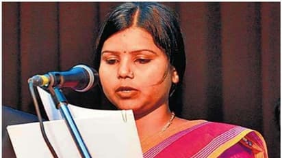 റിപ്പബ്ലിക് ദിനത്തിൽ ഭരണഘടനയെപ്പറ്റി മണ്ടത്തരം പറഞ്ഞ് ബിഹാർ മന്ത്രി, ട്രോളി കൊന്ന് സോഷ്യൽ മീഡിയ