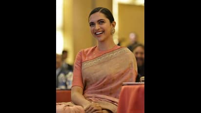 ಏನೇನ್ ಅವತಾರ ತಾಳ್ತಾಳೋ ಡಿಪ್ಪಿ? ಇದು ಪದ್ಮಾವತಿಯ ದಶಾವತಾರಗಳು!