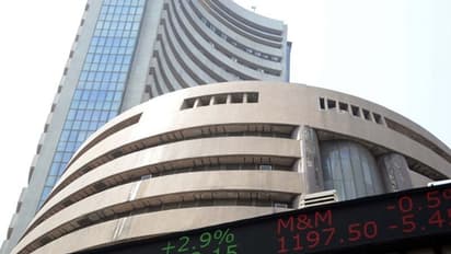 Budget 2020: బడ్జెట్ 2020 ఎఫెక్ట్, ఫ్లాట్ గా ప్రారంభమయిన స్టాక్ మార్కెట్లు