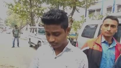 লেকটাউনে খেলনা বন্দুক দেখিয়ে অপহরণ, গ্রেফতার ২