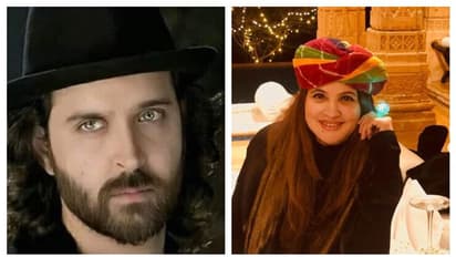 ছেলে হৃত্বিকের হিট গানে মন খুলে নাচলেন মা, নেট দুনিয়ায় ভাইরাল হলেন পিঙ্কি রোশন