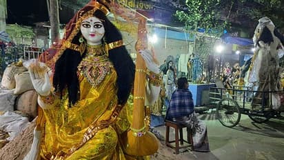Saraswati Puja 2022: সরস্বতী পুজোর আগে জেনে নিন কিভাবে জন্ম হয়েছিল দেবীর