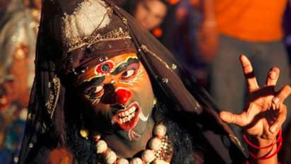 অযোধ্যায় ফের সুর্পনখা পর্ব, ভিনধর্মের বিবাহ-বহির্ভূত সম্পর্কের জেরে কাটা পড়ল নাক