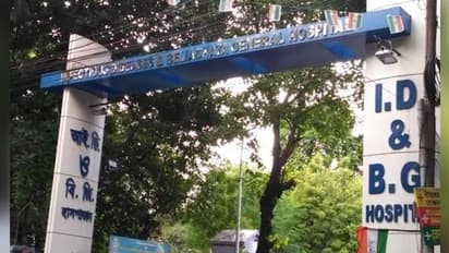 রোগে রোগে জীবাণুক্ষয়, গাঁটের ব্যথাকে ঢাল করে করোনা যুদ্ধে জয়ী ছিয়াত্তরের বৃদ্ধা এখন আইডি-র 'রোল মডেল'