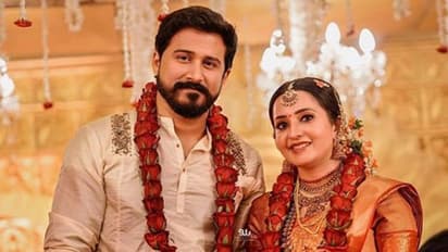 Mollywood actress Bhamaa enters wedlock; see pics