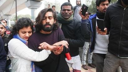 ജാമിയ വെടിവെപ്പ്: പ്രതി ബജ്റംഗദള് പ്രവര്ത്തകന്, അനുമോദനവുമായി ഹിന്ദു മഹാസഭ