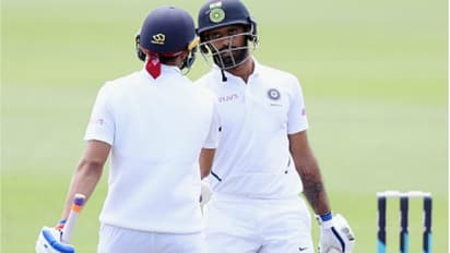 இந்தியா ஏ அணியின் மானத்தை காப்பாற்றிய ஷுப்மன் கில், விஹாரி