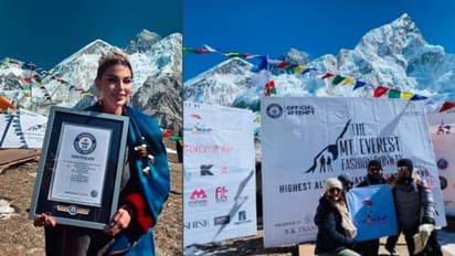 এভারেস্টের কোলে মডেলদের ঢল, ফ্যাশন শো-তে চুরমার গিনেস রেকর্ড