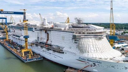 நடுக்கடலில் கொரோனா வைரஸ் பாதித்த பெண்ணுடன்...!! உல்லாச கப்பலில் நடந்த பயங்கரம்...!!