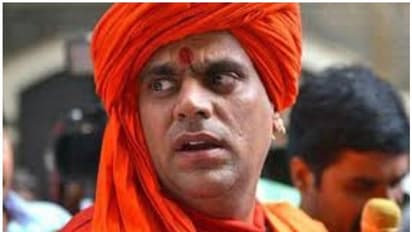 'ഓം നമ:ശിവായ ജപിച്ച് ശരീരത്തില് ചാണകം പുരട്ടിയാല് കൊറോണയില് നിന്ന് രക്ഷപ്പെടാം': ഹിന്ദു മഹാസഭ അധ്യക്ഷന്