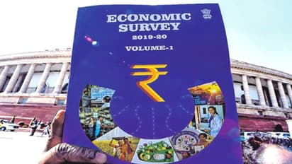 ధనికుల పైనే ఫోకస్: వాస్తవాలు పట్టించుకొని ఆర్థిక సర్వే