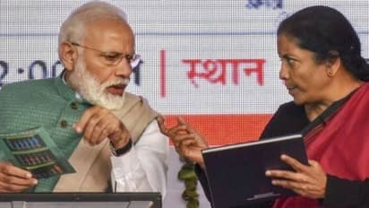 மோடி அரசின் 5 அணிகலன்கள்... திருக்குறளை மேற்கொள் காட்டி பேசிய மத்திய அமைச்சர் நிர்மலா சீதாராமன்...!